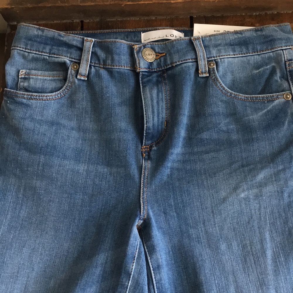 NWT!! Ann Taylor loft performance denim legging - Picture 2 of 6